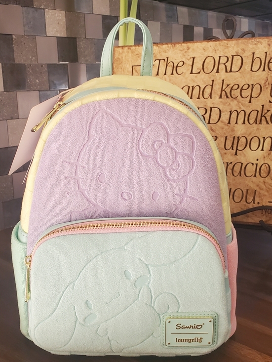 Loungefly Other - Limited Edition Loungefly Sanrio Hello Kitty & Friends